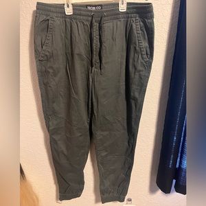 Iron Co. XL Gray Joggers